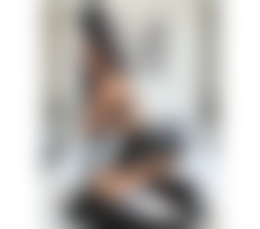 Escorts Surrey Reigate and Banstead - Photos for Feminine Juicy Smooth Model TRANS With Hard TOY